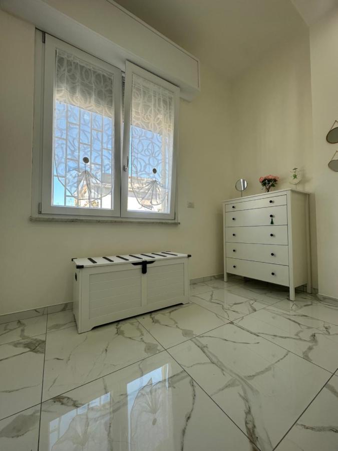 Delfina Vomero Naples